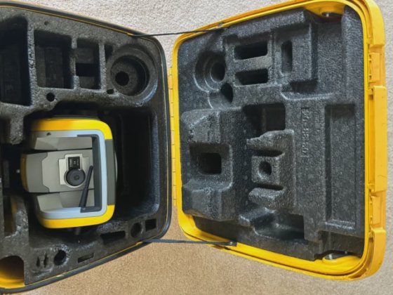 Trimble S6 3'' DR300 with