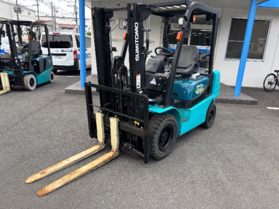 ディーゼル　2023年式　2.5トン