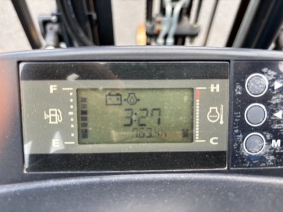 ディーゼル　2023年式　2.5トン