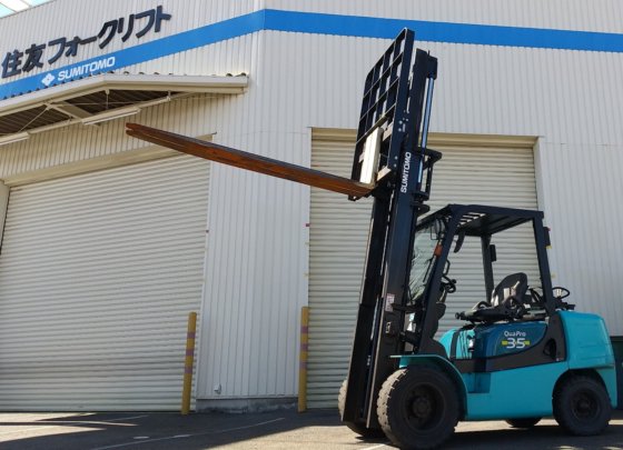 ガソリンLPG併用　2017年式　3.5トン