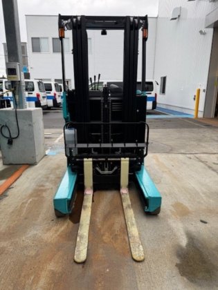 バッテリー（リーチ）　2023年式