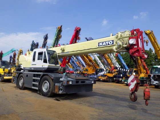 KATO ラフテレーンクレーン　KR25H-V7
