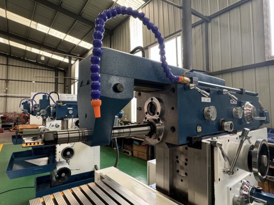 X8140A マニュアル・ユニバーサル・フレーシング・マシン スウィーブル・ヘッド・フレーシング・ドリル・マシン 金属用