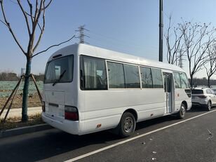 城市公共汽车 Toyota Coaster