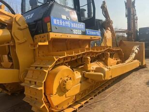 シャンチュイSD32ブルドーザ