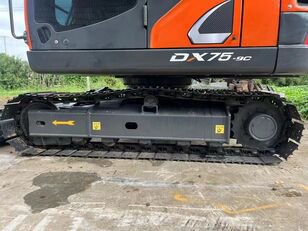 小型挖掘机 Doosan DX75