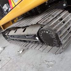 履带式挖掘机 Caterpillar 320D2