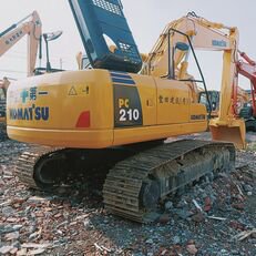 コマツPC210クローラーショベル