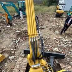 コマツPC40MR-3クローラーショベル