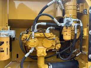 キャタピラー320D2 クローラーショベル