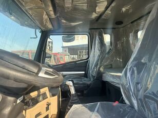 ダンプトラック