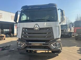 ダンプトラック