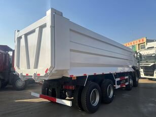 ダンプトラック