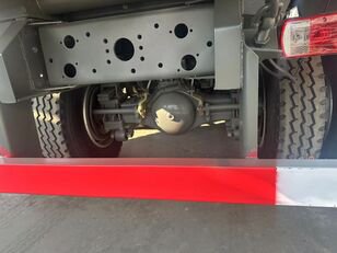 ダンプトラック