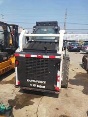 滑移式装载机 Bobcat S18