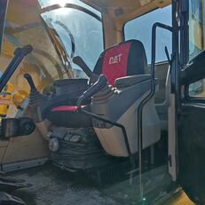 履带式挖掘机 Caterpillar 325C