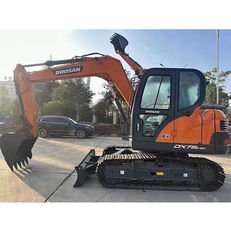 小型挖掘机 Doosan DX75