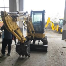 小型挖掘机 Komatsu PC35