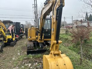 Mini-escavadeira Caterpillar 306