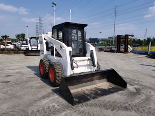 滑移式装载机 Bobcat S160