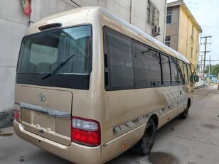 城市公共汽车 Toyota Coaster