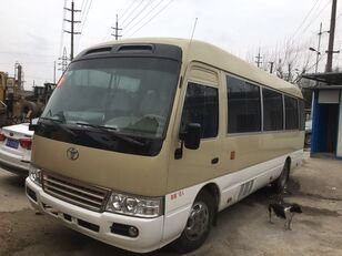 城市公共汽车 Toyota Coaster