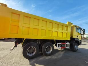 ダンプトラック