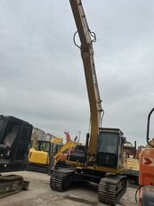 履带式挖掘机 Caterpillar 320D2