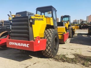 ダイナパック CA30D シングルドラムコンパクター