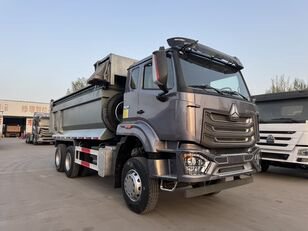 ダンプトラック