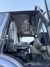 ダンプトラック