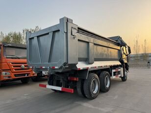 ダンプトラック