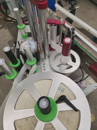 LQ-Dl-R Round Bottle Labeling Machine