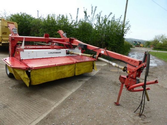 2005 POTTINGER NOVA 310T TRAILED