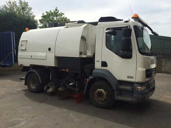 2009 DAF LF45 JOHNSTON VT550