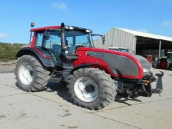 2009 VALTRA T131 Diesel in