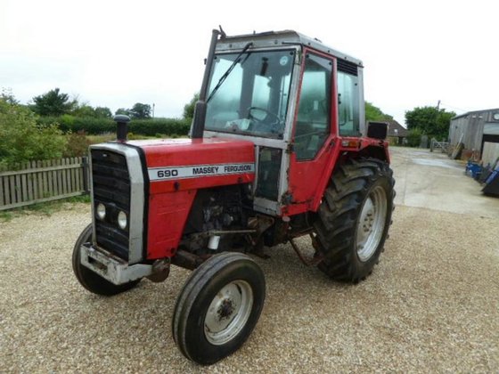 1983 MASSEY FERGUSON 690 TRACTOR