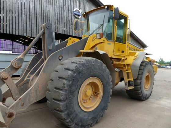 2003 VOLVO L120E in Bradley,