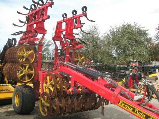 2011 VADERSTAD REXIUS TWIN in
