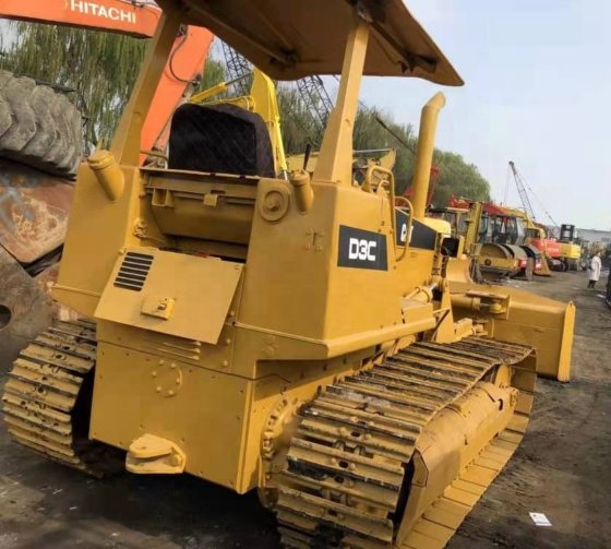 2012 caterpillar Low fuel consumption mini bulldozer cat d3 d3c d3m dozer for sale in Shanghai