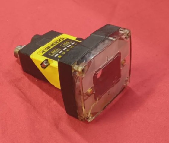 COGNEX VISION SENSOR IS2000M-130-40-125 in Coffeyville, KS, USA