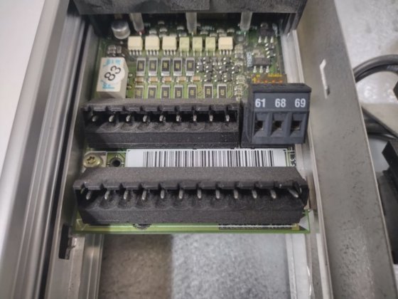 DANFOSS VLT-5001 VARIAble SPEED DRIVE