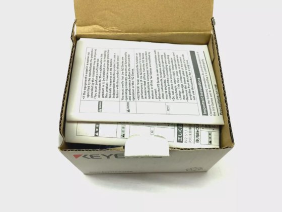 Keyence IV2-G30F Sensor Amplifier Learning/Standard