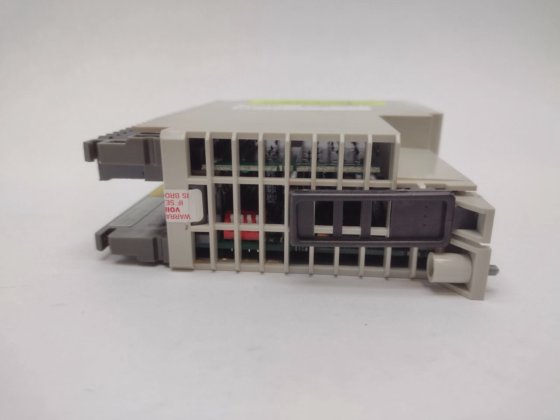 Schneider Automation AS-BDAU-204 A120-Compact 4