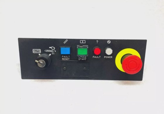 Fanuc A05B-2601-C004 Robot Controller Operator