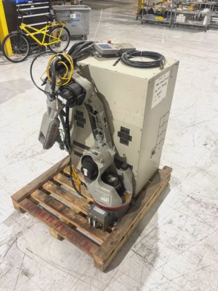 Yaskawa Motoman Robot System YR-UP6-A02