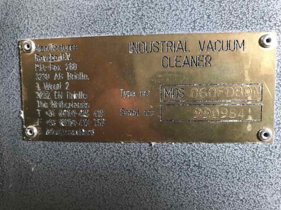 工业真空吸尘器