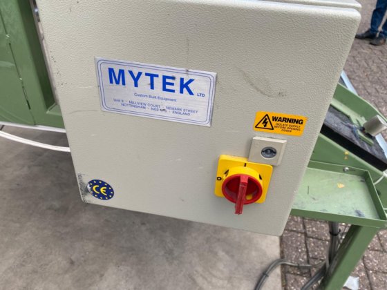 1998 3x Mytex - 用于布料/织物的翻转检查台