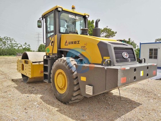 SDLG RS8220