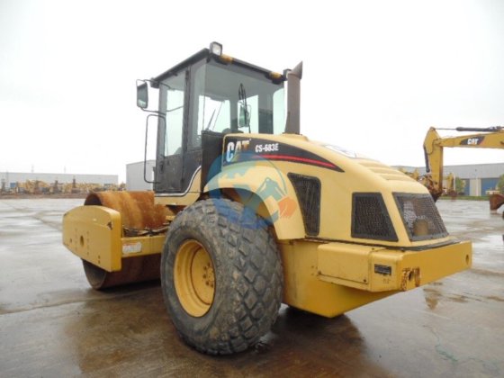 CAT CS-683E